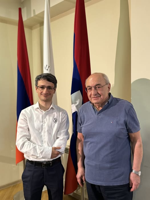 633844494_26119470454339426_5717132145856088450_n